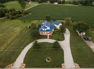 1056 Harve Brown Rd, Bethpage, TN 37022