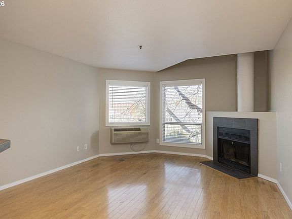 5th image of 1535 SW Clay St APT 304