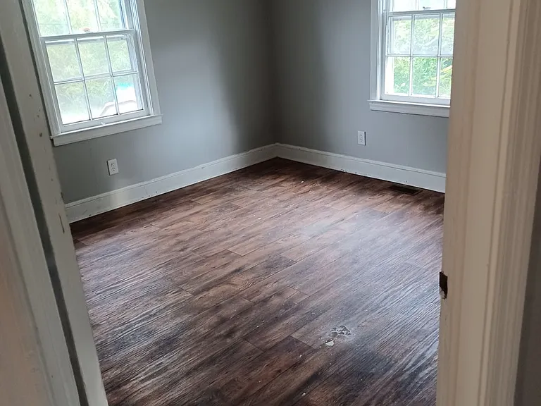 511 Houston St — Photo 12