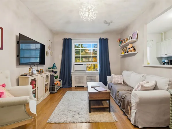 56-05 31st Avenue image 2 of 16