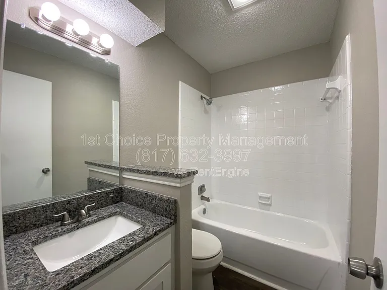 6706 Crestmont Ct — Photo 6