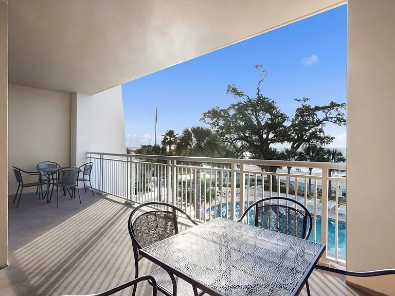 Beach Dr — Photo 10
