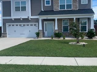 60 N Passerine Path, Hampstead, NC 28443