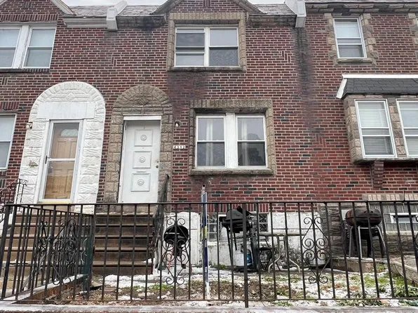 4312 Vista St, Philadelphia, PA 19136