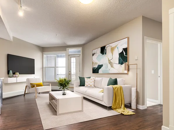100 Quarry Vlg SE, Calgary, AB T2C 5L2