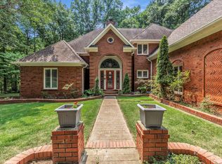 8953 Planters Wood Cv, Memphis, TN 38133
