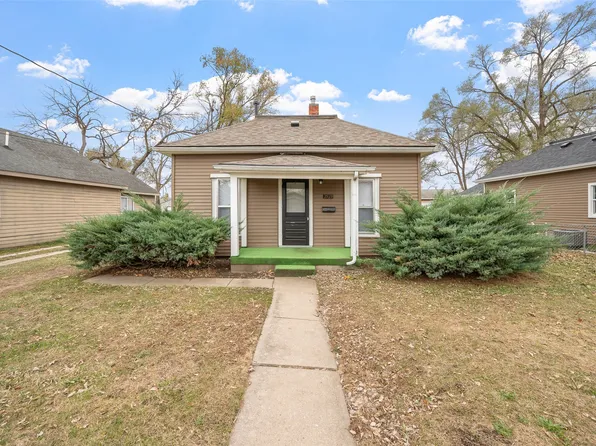 2523 Logan Ave, Des Moines, IA 50317