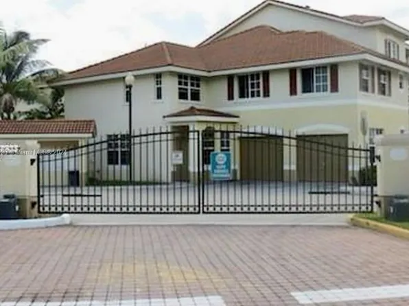 8940 NE 8th Ave Unit 1201, Miami, FL 33138