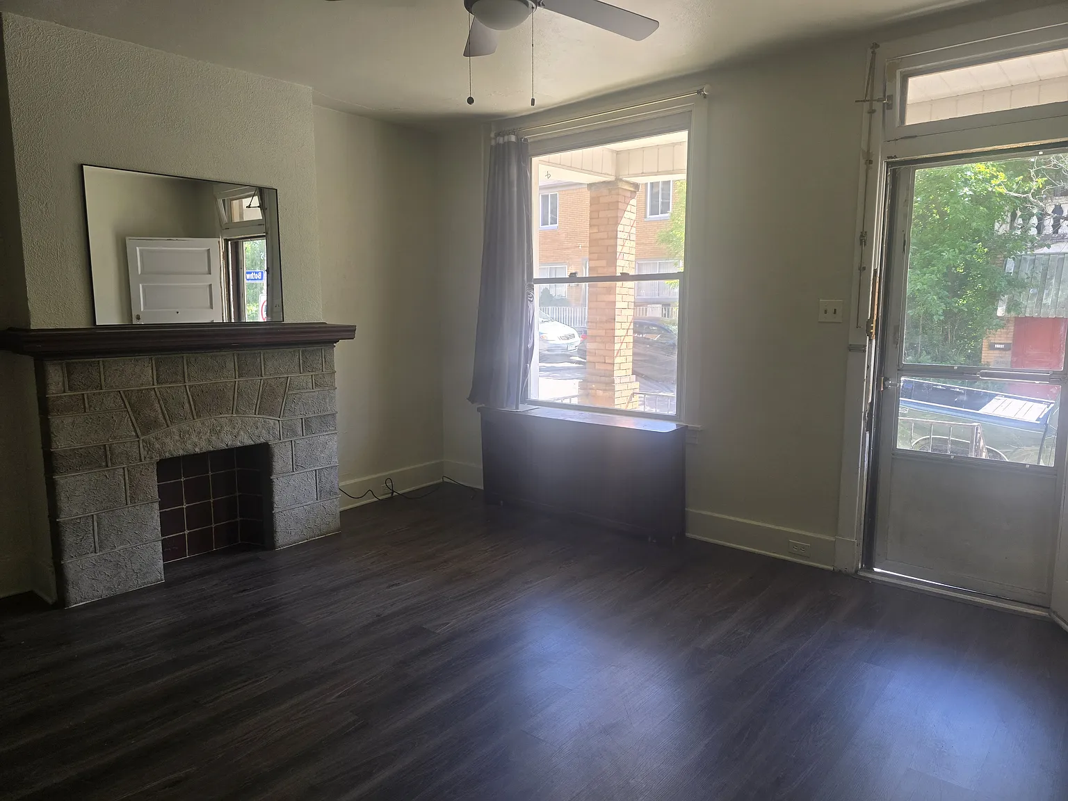 2 bed, 960 sqft, $1,500 — Photo 4