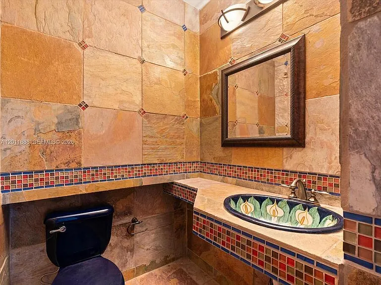 1137 Asturia Ave — Photo 44