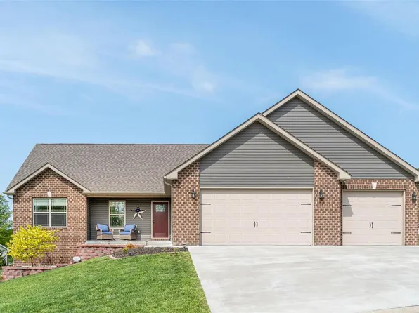 771 Bridgewater Xing, Villa Ridge, MO 63089