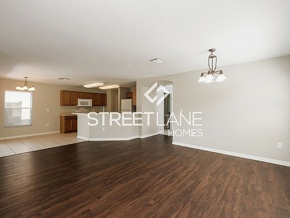 4th image of 7808 Maroon Peak Dr
