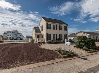 120 Thomas Ln, Manahawkin, NJ