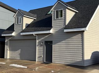 44 SW Roosevelt Ave #B, Bend, OR 97702