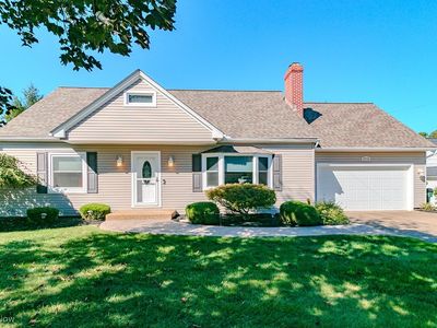 2250 Pine Ridge Dr, Wickliffe, OH, 44092