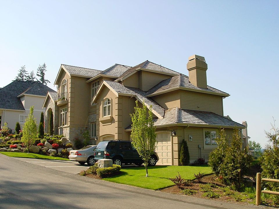 2nd image of 5768 176th Pl SE