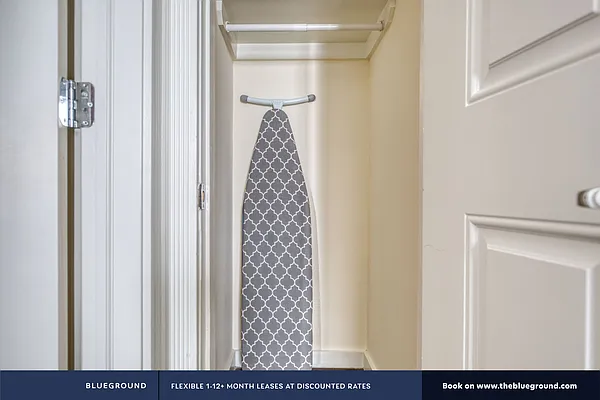 Rented by The Blueground | media 46