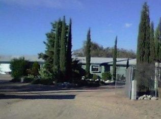 6036 Sunnyslope Rd, Phelan, CA 92371