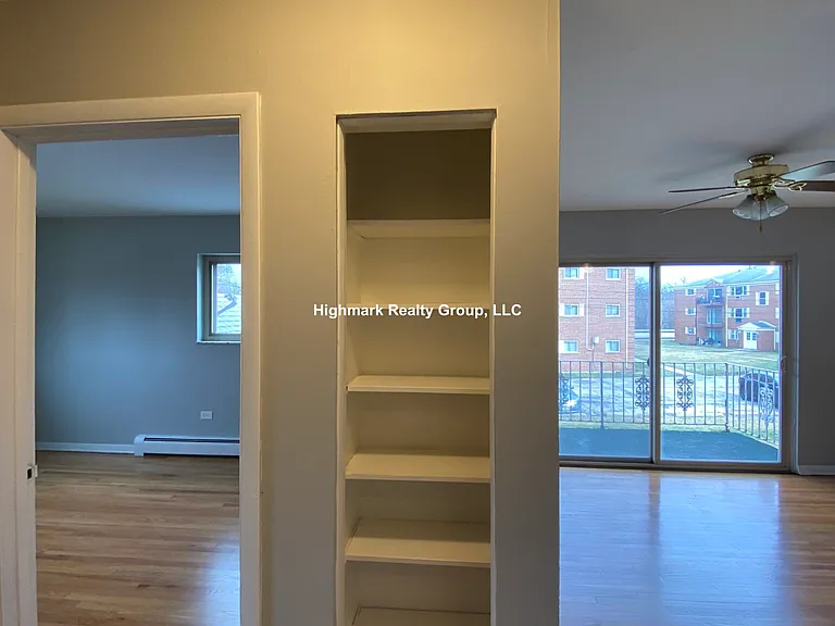 1653 Oakwood Ave #2FS — Photo 9