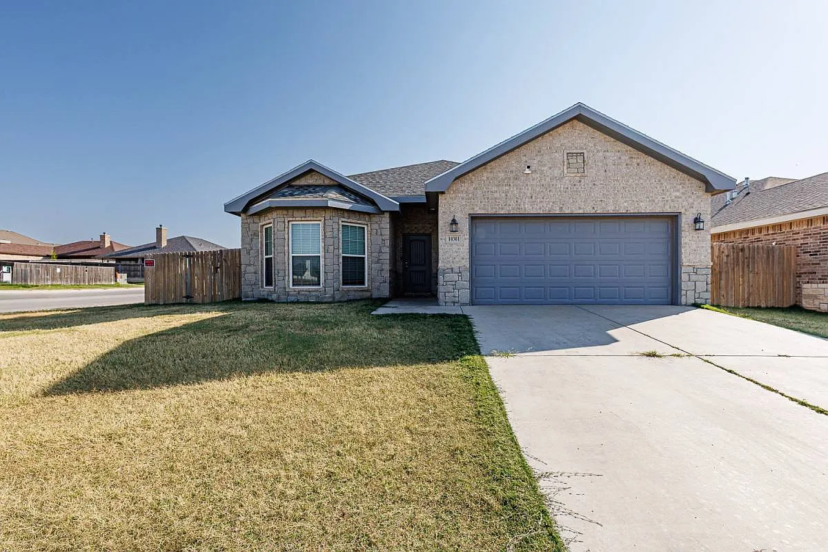 10301 Ave W in Lubbock, TX 79423 — Photo 1