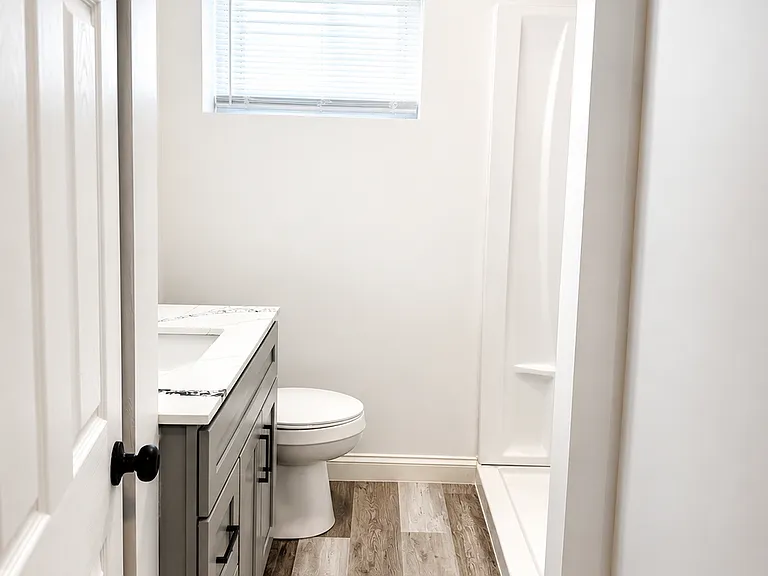 1200 Linwood Ave #1200 — Photo 11