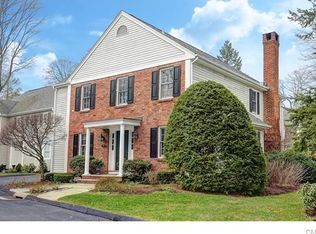 151 East Ave, New Canaan, CT 06840