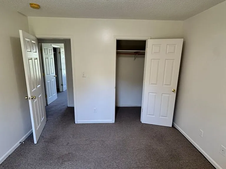 910 Pleasant Dr #1A-1B-2B — Photo 18