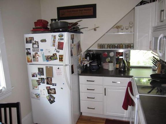 5th image of 3242 1st Ave S #2