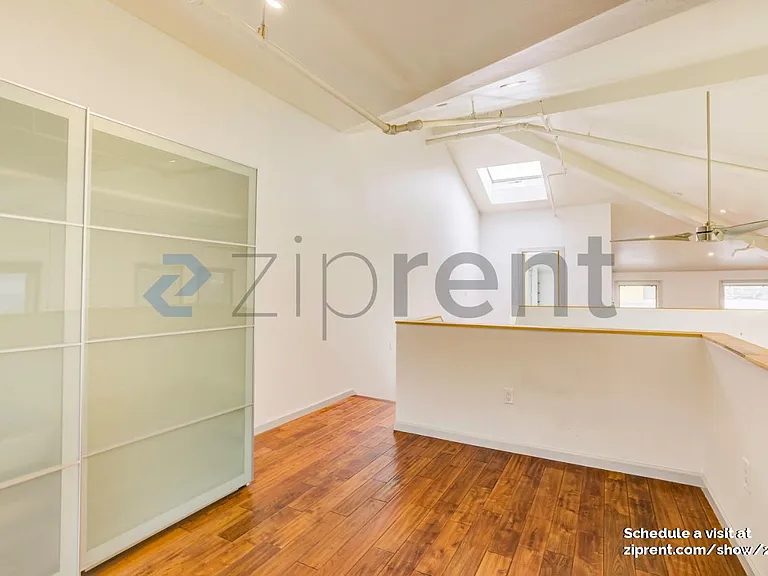 2875 Glascock St #214 — Photo 13
