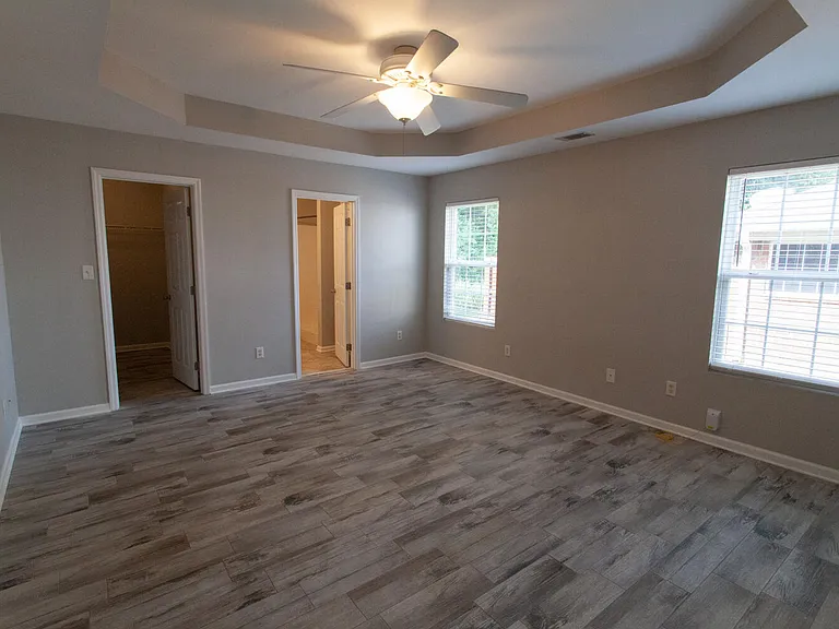 318 Vanderbilt Dr — Photo 14