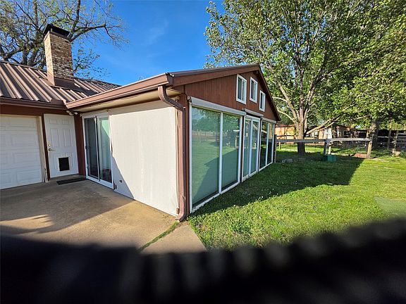 4th image of 550 Rs County Rd #3425