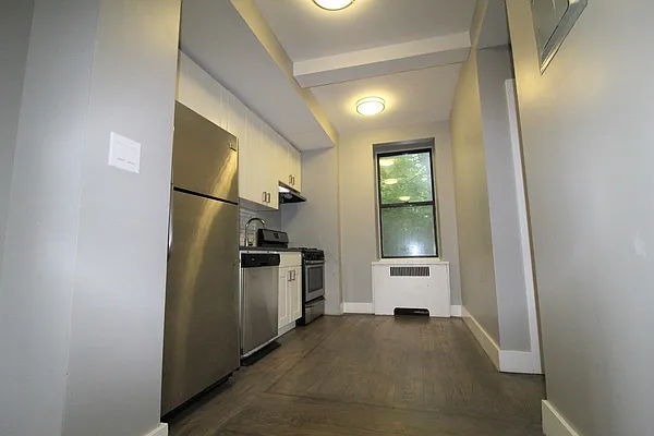 Rented by Bruma Realty LLC | media 18