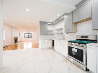 131-79 228th St, Jamaica, NY 11413