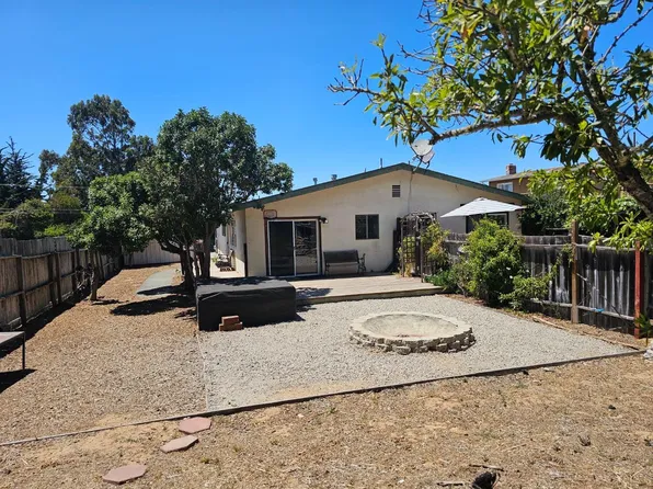 1456 Plumas Ln, Seaside, CA 93955