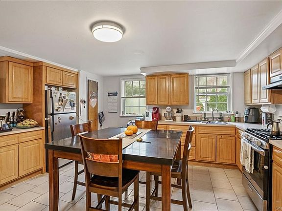 4th image of 17 Bryn Mawr Ter