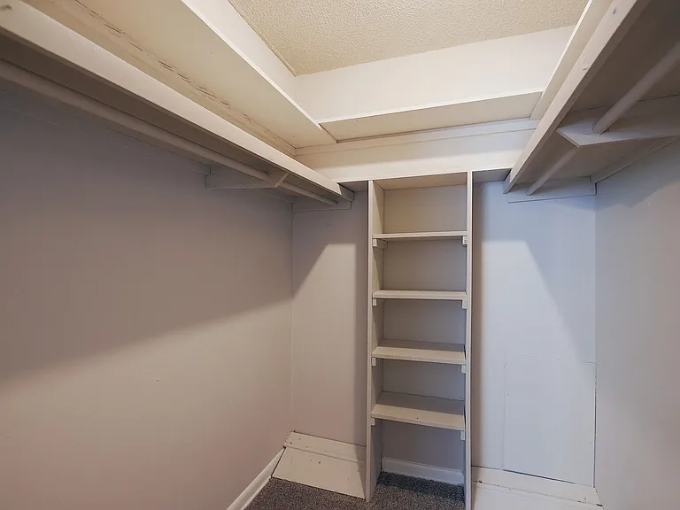 Hampton Hall | Comfort, Convenience, & Community All In One — Photo 103