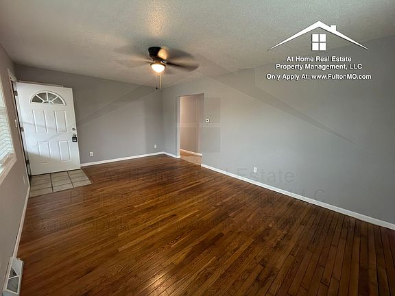 4th image of 607 Crestwood Dr