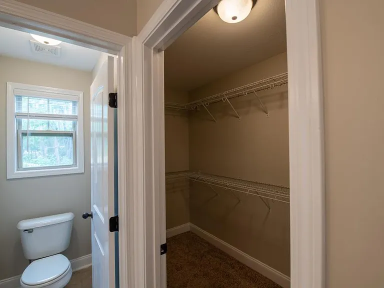 1126 Garrettsburg Rd — Photo 20