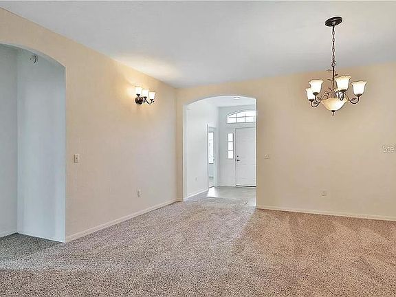 5th image of 4558 Fairway Oaks Dr
