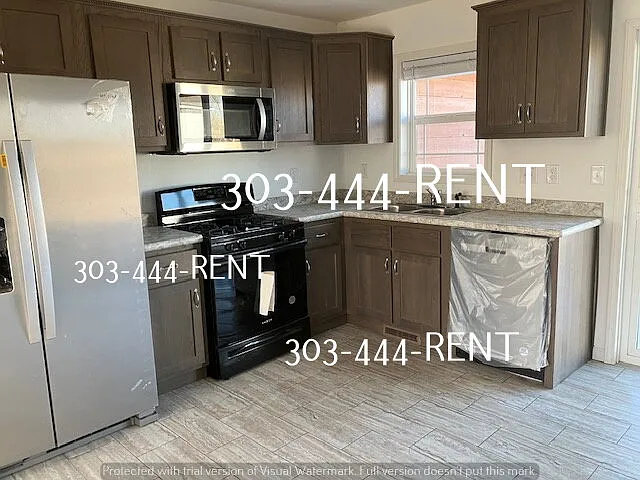 3 bed, 2.0 bath, 1067 sqft, $1,995 — Photo 2