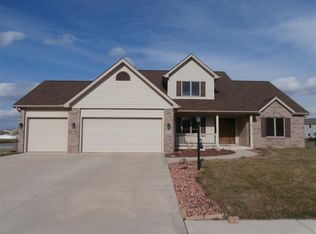 4693 Wyntree Cv, New Haven, IN 46774
