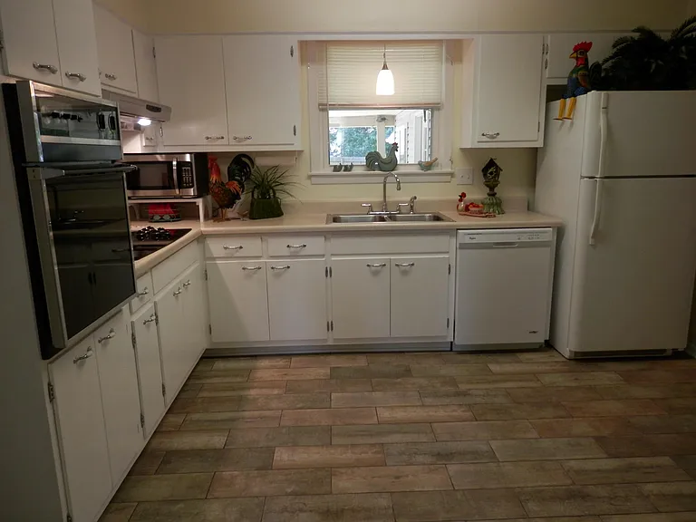 6519 Janice St NW — Photo 8