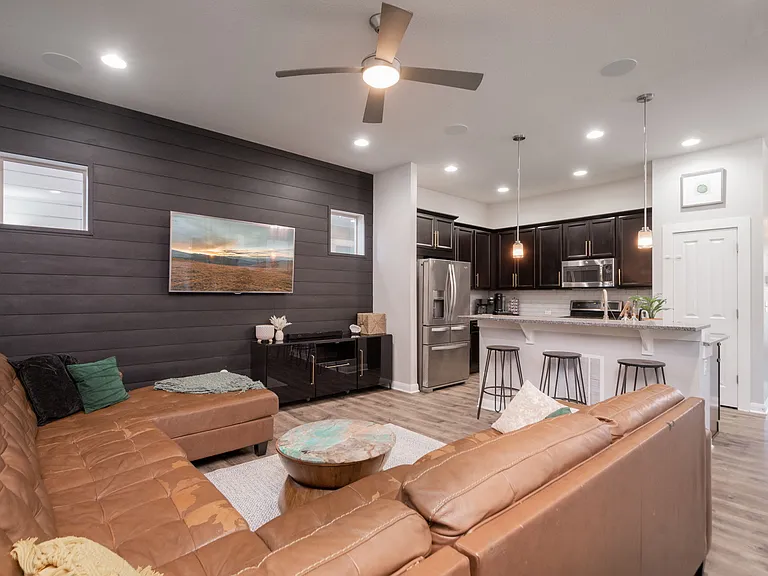 1385 W 66th Pl — Photo 14