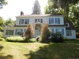 60 Main St, Essex, CT 06426