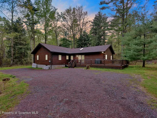 205 Kimberly Ln, Gouldsboro, PA 18424