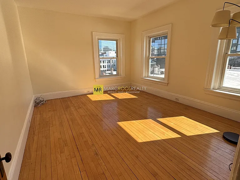 465 Park Dr #20 — Photo 2