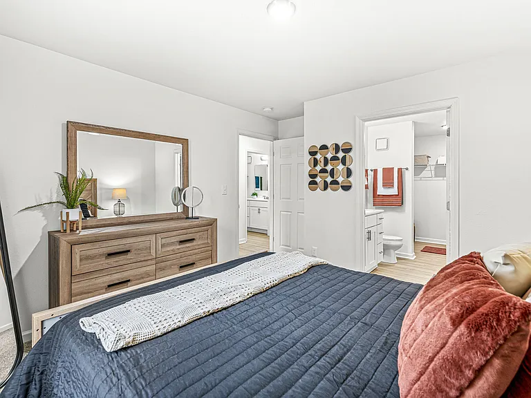 Arborwood Apartments — Photo 12