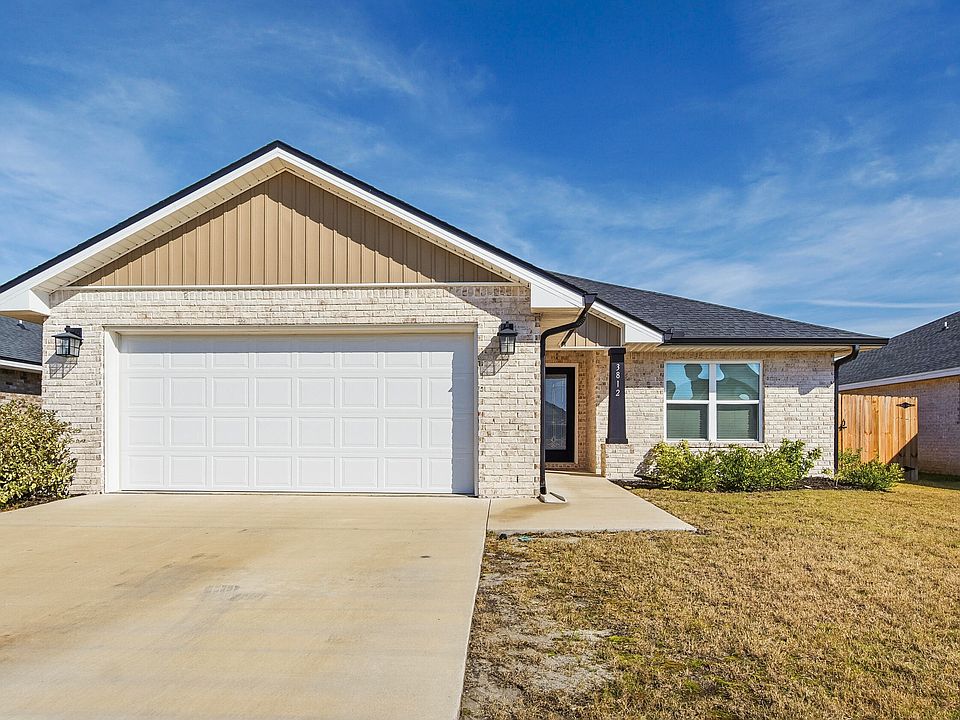 1st image of 3812 Redbud Way