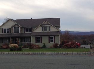 91 Fox Hill Run, Rock Tavern, NY