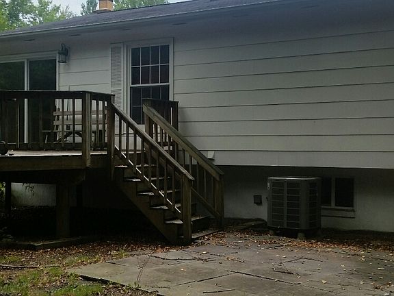 3rd image of 5600 Nibbs Ct